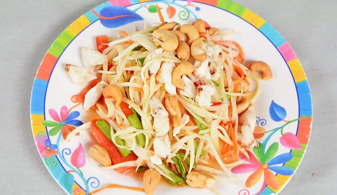 Som Tum papaya salad with blue crabmeat