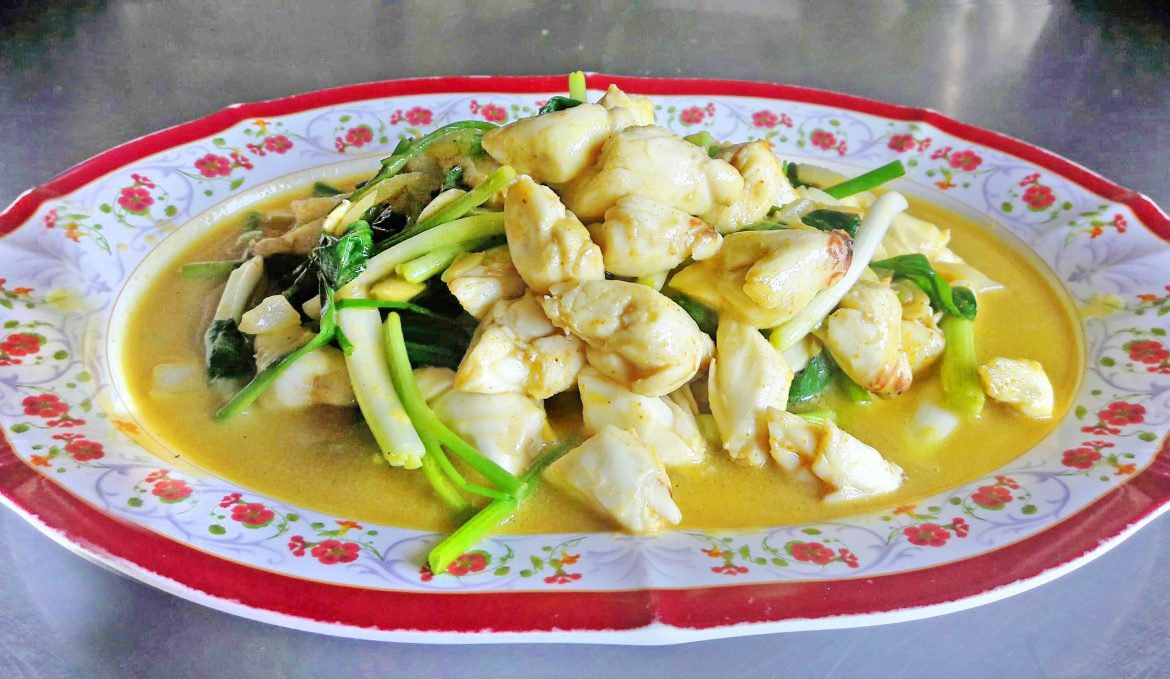 Stir-fried Blue Crabmeat with Curry Powder